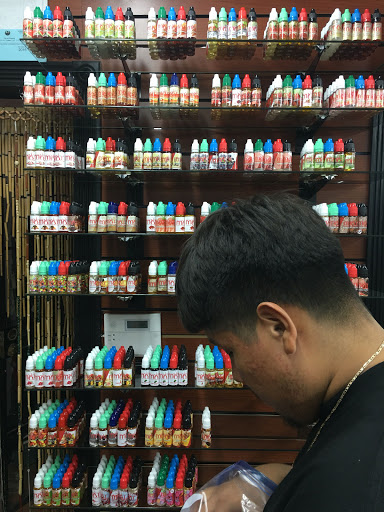 Tobacco Shop «In The Cut Smoke Shop», reviews and photos, 1424 N 32nd St, Phoenix, AZ 85008, USA