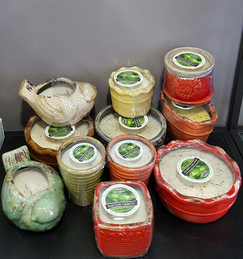 Beauty Salon «Indulgence Salon & Boutique», reviews and photos, 1175 W Bristol Rd, Flint, MI 48507, USA