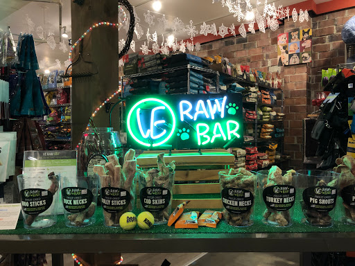 Pet Supply Store «Wally Pets», reviews and photos, 4411 Wallingford Ave N, Seattle, WA 98103, USA