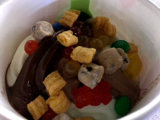 Frozen Yogurt Shop «Yogurtland Century City», reviews and photos, 10250 California Route 2, Los Angeles, CA 90067, USA