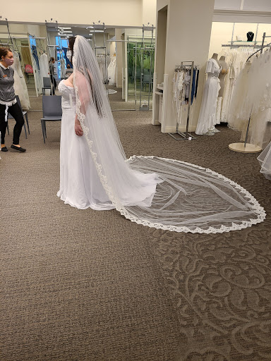Magasins de robes de mariée d'occasion en Calgary