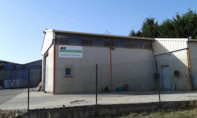 Silos Beaugeard à Monclar