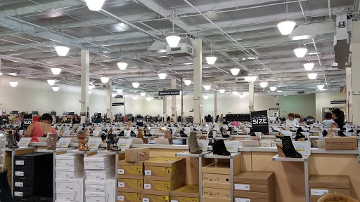 Shoe Store «DSW Designer Shoe Warehouse», reviews and photos, 17502 Hawthorne Blvd, Torrance, CA 90504, USA