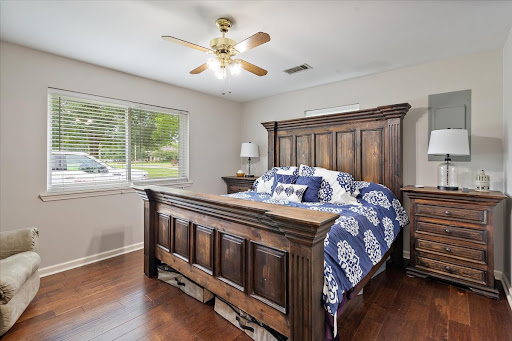 Real Estate Agency «Jen Burns - The Burns Group - Keller Williams Realty First Choice», reviews and photos, 17111 Commerce Centre Drive, Prairieville, LA 70769, USA
