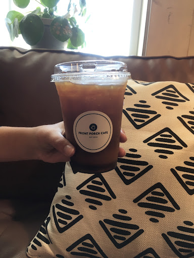 Cafe «Front Porch Cafe», reviews and photos, 932 W Maple St, Hartville, OH 44632, USA
