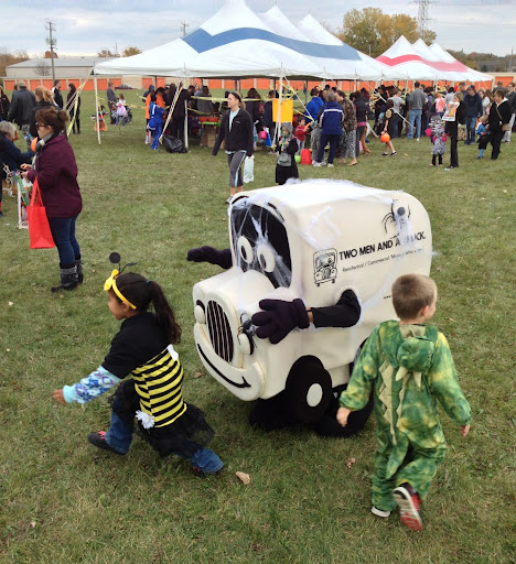 Moving and Storage Service «Two Men and a Truck», reviews and photos, 7886 Washington Ave, Racine, WI 53406, USA