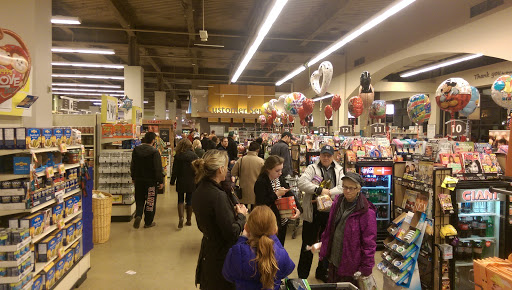 Grocery Store «Giant Food Stores», reviews and photos, 50 Wynnewood Rd, Wynnewood, PA 19096, USA