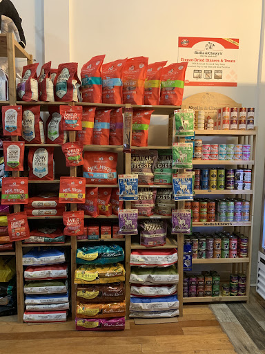 Pet Supply Store «Sprocket & Stone», reviews and photos, 1013 E 53rd St, Chicago, IL 60615, USA