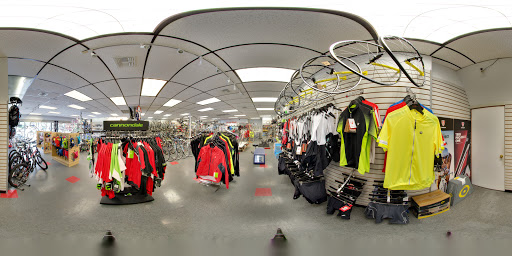 Sporting Goods Store «Brickwell Cycling & Multisports», reviews and photos, 3 Northern Blvd, Great Neck, NY 11021, USA