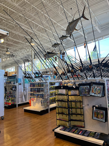 Marine Supply Store «West Marine», reviews and photos, 2401 S Andrews Ave, Fort Lauderdale, FL 33316, USA