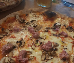 MERCATO FAMOUS PIZZA photo