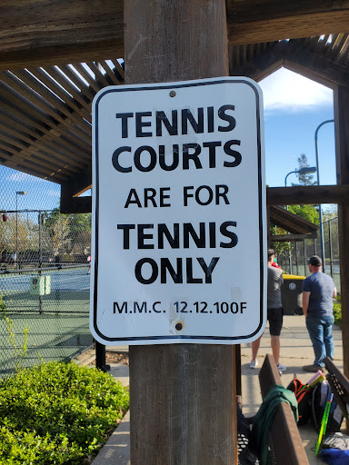 Parking Lot «Manteca Golf & Tennis Parking», reviews and photos, Eucalyptus St, Manteca, CA 95337, USA