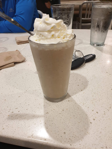 Shopping Mall «Westcliff Plaza», reviews and photos, 1000-1150 Irvine Ave, Newport Beach, CA 92660, USA