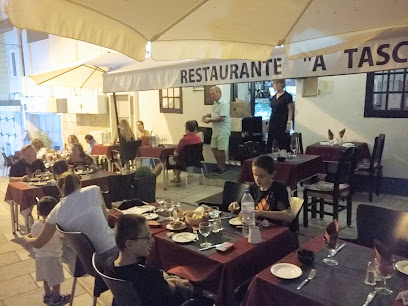 Restaurante A TASCA - R. do Tresmalho 3, 8365-184 Armação de Pêra, Portugal