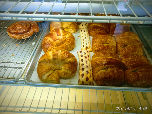 Donut Shop «Blue Pantry Donuts», reviews and photos, 741 Colusa Ave, Yuba City, CA 95991, USA