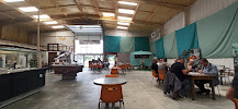 Atmosphère du Restaurant Le Hangar à Avoine - n°3
