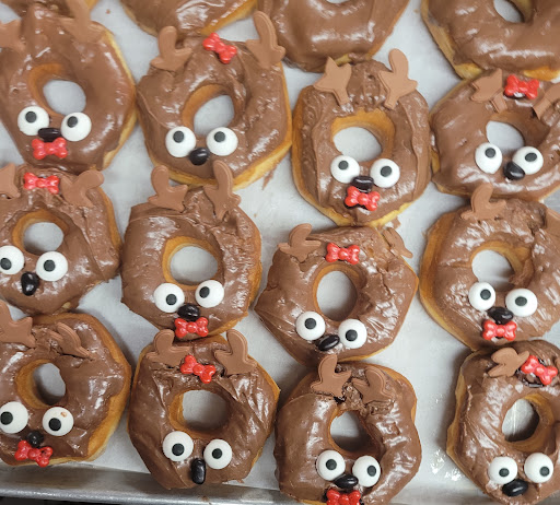 Dessert Shop «Honey Creme Donut Shop», reviews and photos, 514 Vincennes St, New Albany, IN 47150, USA