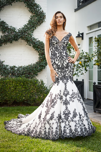 Bridal Shop «Brides By Elizabeth, Inc», reviews and photos, 1120 W Blanco Rd, San Antonio, TX 78232, USA