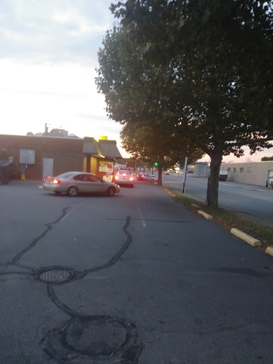 Tobacco Shop «Cigarette Outlet», reviews and photos, 1114 S Washington Ave, Scranton, PA 18505, USA