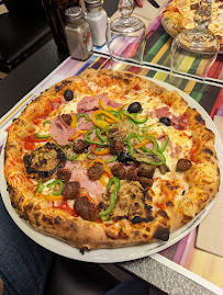 Plats et boissons du Restaurant italien Pizzas L'Olivier à Issy-les-Moulineaux - n°2