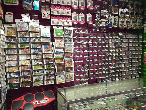 Video Game Store «Pink Gorilla University District», reviews and photos, 4341 University Way NE, Seattle, WA 98105, USA