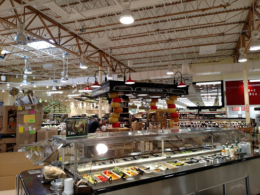 Grocery Store «Lowes Foods», reviews and photos, 1581 New Garden Rd, Greensboro, NC 27410, USA