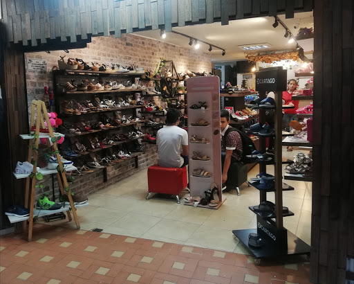 Bahía Tienda de Calzado