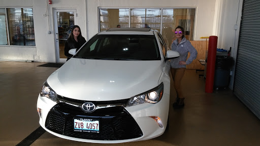 Toyota Dealer «Planet Toyota», reviews and photos, 5540 Auto Ct Dr, Matteson, IL 60443, USA