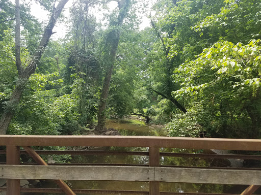 Park «Meadowbrook Local Park», reviews and photos, 7901 Meadowbrook Ln, Chevy Chase, MD 20815, USA