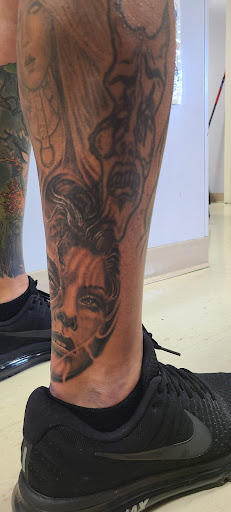 Tattoo Shop «Body Art Tattoos», reviews and photos, 119 W Main St, Berryville, VA 22611, USA