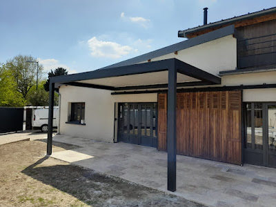 Komilfo TLD - Travaux Lyonnais à Lyon Ouest - Pergolas, Stores, Fenêtres,Menuiseries à Craponne
