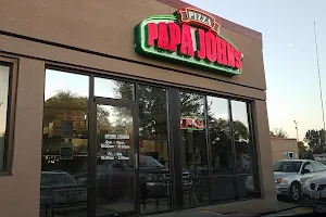 Papa Johns Pizza image