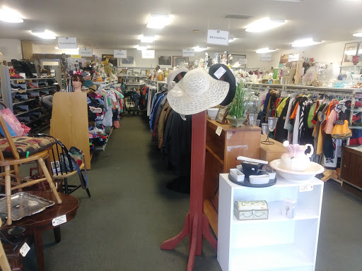 Thrift Store «Canby Kiwanis Thrift Shop», reviews and photos, 257 SE 1st Ave, Canby, OR 97013, USA