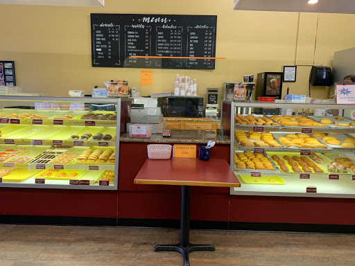 Donut Shop «Sundale Donuts», reviews and photos, 4223 Research Forest Dr #700, The Woodlands, TX 77381, USA