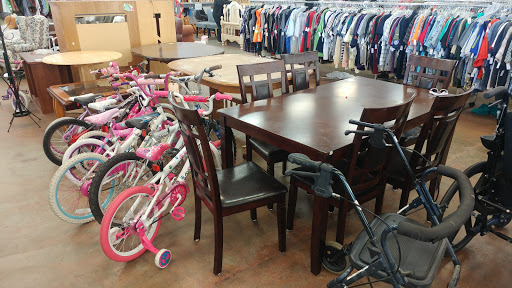 Non-Profit Organization «Kennewick Goodwill», reviews and photos