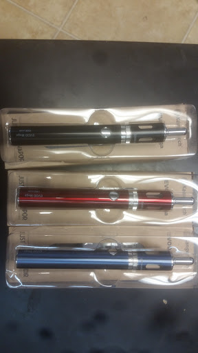 Tobacco Shop «Amsterdam Smoke Shop», reviews and photos, 510 W Court St, Seguin, TX 78155, USA