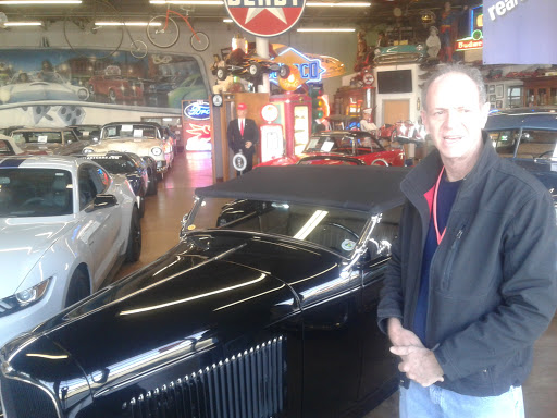 Car Dealer «Fast Lane Classic Cars», reviews and photos, 427 Little Hills Ind Blvd, St Charles, MO 63301, USA