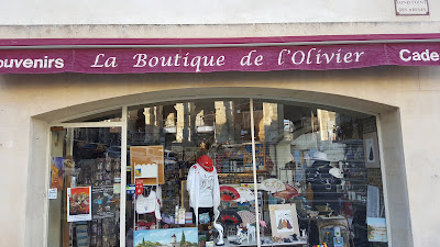 La Boutique De L'Olivier Souvenir à Arles