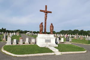 Des Saints-Anges Cemetery