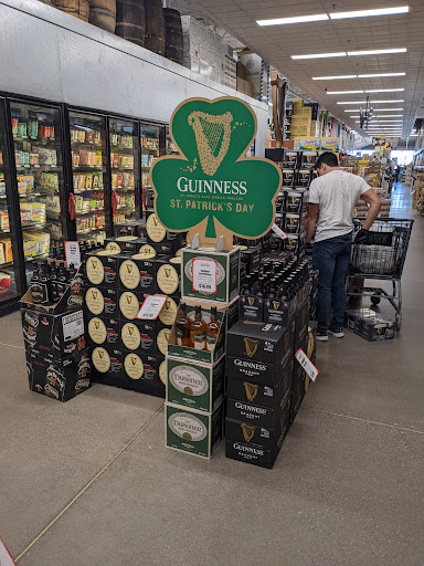 Liquor Store «Liquor Boy Wine and Spirits», reviews and photos, 5620 Cedar Lake Rd, St Louis Park, MN 55416, USA