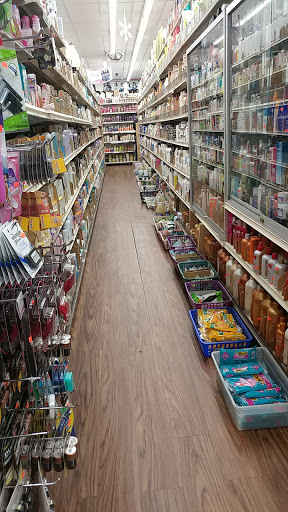 Beauty Supply Store «Lucky Beauty Supply Inc», reviews and photos, 1685 Grand Ave, Baldwin, NY 11510, USA