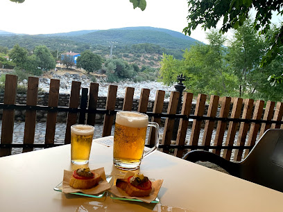 Café & Bar La Barranca - P.º la Garganta de Sta. María, 4, 05480 Candeleda, Ávila, Spain