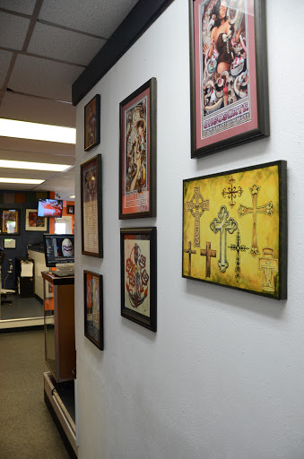 Tattoo Shop «Ageless Art Tattoo & Piercing», reviews and photos, 711 E Lewis and Clark Pkwy, Clarksville, IN 47129, USA
