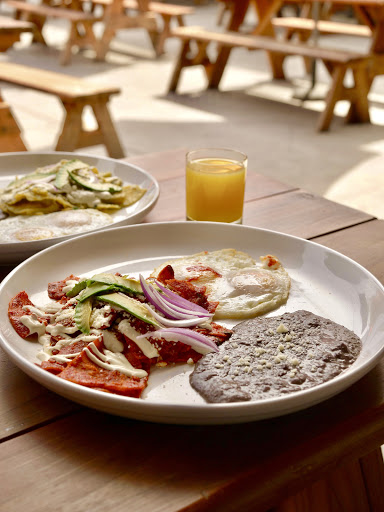 Lounge «White Owl Social Club», reviews and photos, 1305 SE 8th Ave, Portland, OR 97214, USA