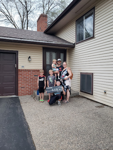 Real Estate Agency «Re/Max Kerby & Cristina Real Estate Experts», reviews and photos, 1143 S Shore Dr, Plymouth, MN 55441, USA