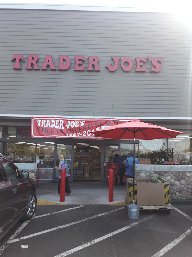 Trader Joes image