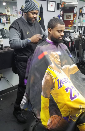 Barber Shop «Fade Professional Barbershop», reviews and photos, 1423 S Adams St, Tallahassee, FL 32301, USA