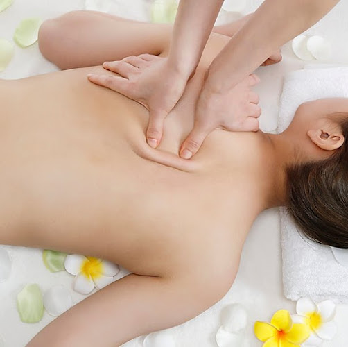 Reviews of Thai Modern Massage & Therapy in Bedford - Massage therapist