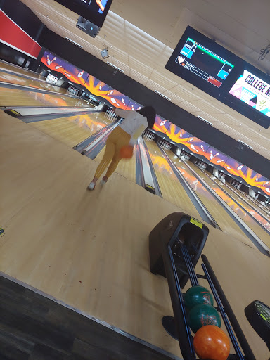 Bowling Alley «AMF Camellia Lanes», reviews and photos, 125 Schillinger Rd N, Mobile, AL 36608, USA