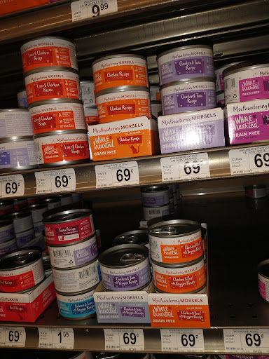 Pet Supply Store «Petco Animal Supplies», reviews and photos, 11331 W Broad St #151, Glen Allen, VA 23060, USA